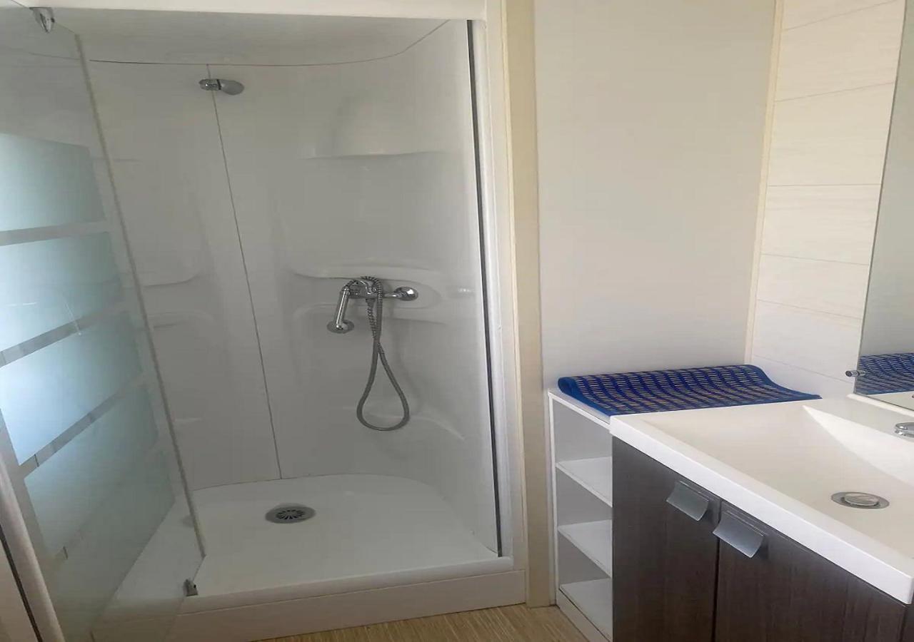 La Roque D'Antheron - Mobile-Home - 6 Pers - 3 Ch - Piscine Exteriör bild